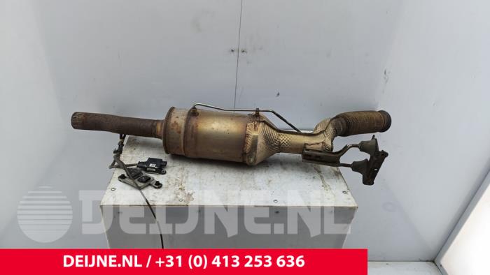 Gebruikte Roetfilter Volkswagen Transporter T6 2.0 TDI 150 Prijs € 847,00 Inclusief btw aangeboden door van Deijne Onderdelen Uden B.V.