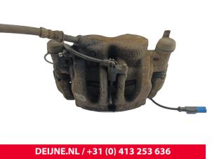 Mercedes Sprinter Remklauw (Tang) links-voor O296095 foto 3
