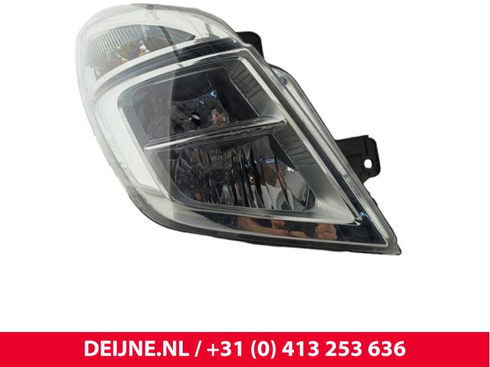 Nissan Interstar Scheinwerfer rechts O296116