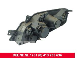 Nissan Interstar Scheinwerfer rechts O296116 foto 3