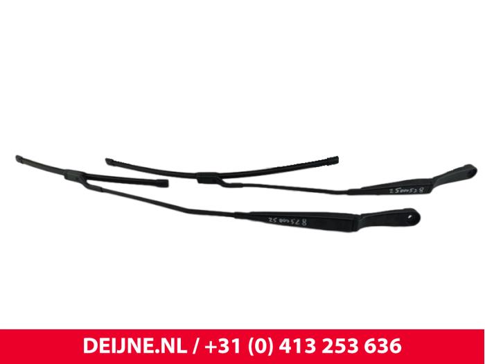 BYD Seal Ruitenwisserarm set O296124