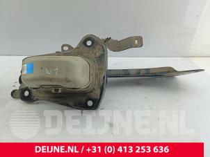 Volvo V40 Rear wishbone, left O296130 photo 2