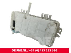 Opel Combo Ruitensproeiertank voor O296153 foto 2