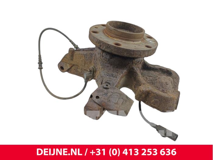 Mercedes Sprinter Fusee links-voor O296251
