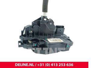 BYD Atto 3 Deurslot Mechaniek 4Deurs links-achter O296315 foto 2