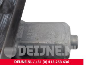 BYD Atto 3 Ruitmechaniek 4Deurs links-achter O296316 foto 3