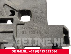 Peugeot Expert Schuifdeurgreep rechts O296332 foto 3