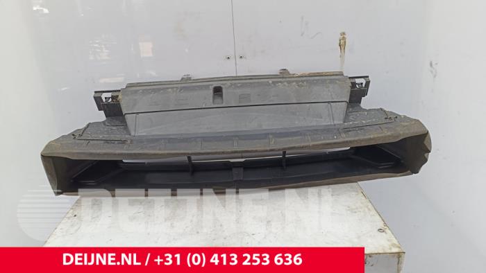 Opel Vivaro Luft Leitung O296367