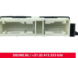 Volkswagen Transporter PDC Module O296373 foto 3