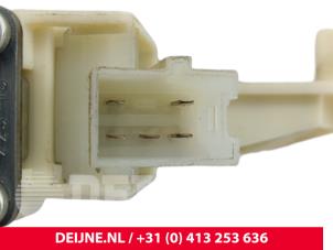 Mercedes Vito Fenstermotor Tür O296376 foto 3