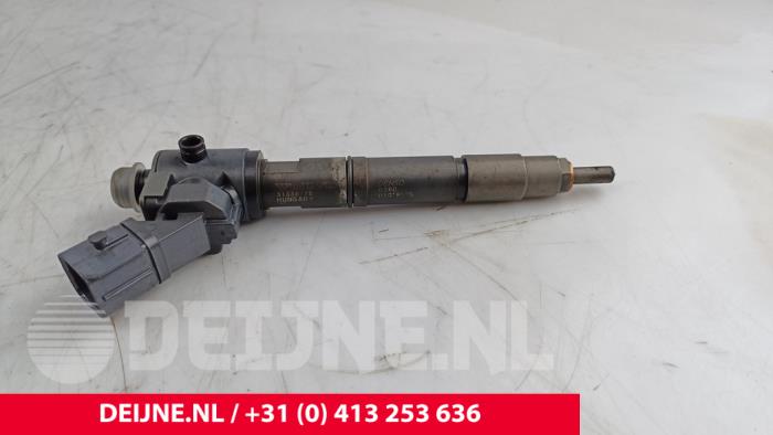Gebruikte Verstuiver (diesel) Volvo V40 (MV) 2.0 D2 16V Prijs € 80,00 Margeregeling aangeboden door van Deijne Onderdelen Uden B.V.