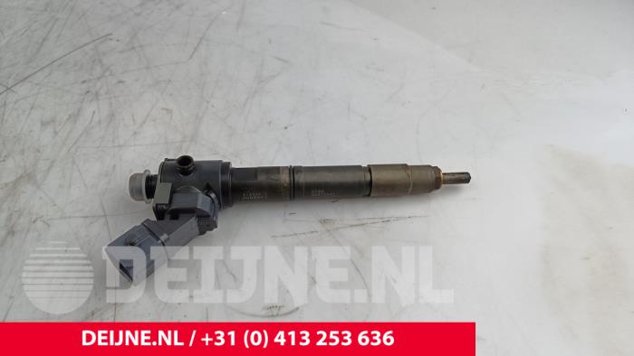 Gebruikte Verstuiver (diesel) Volvo V40 (MV) 2.0 D2 16V Prijs € 80,00 Margeregeling aangeboden door van Deijne Onderdelen Uden B.V.