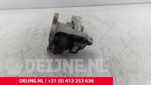 Opel Vivaro Motorlager O296441 foto 2