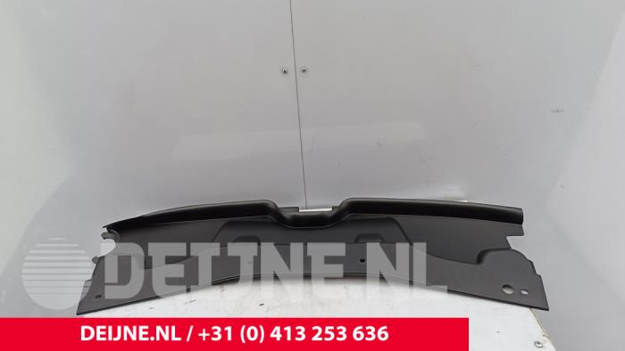 Mercedes Vito Luchtgeleider O9990003153