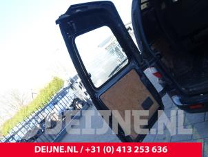 Hyundai H200 Minibus/van rear door O296499 photo 2
