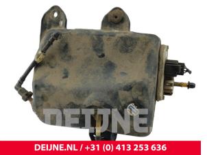 Volvo C30 Adblue tank O296551 foto 3