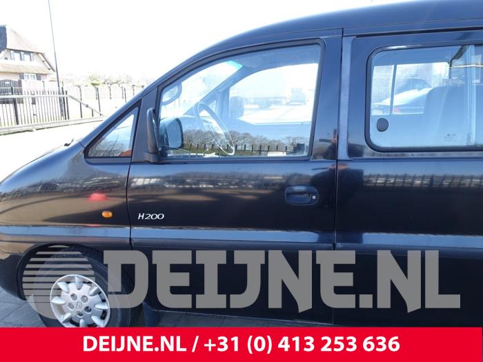 Hyundai H200 Door 2-door, left O296528