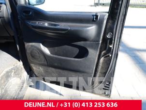 Hyundai H200 Door 2-door, right O296529 photo 2