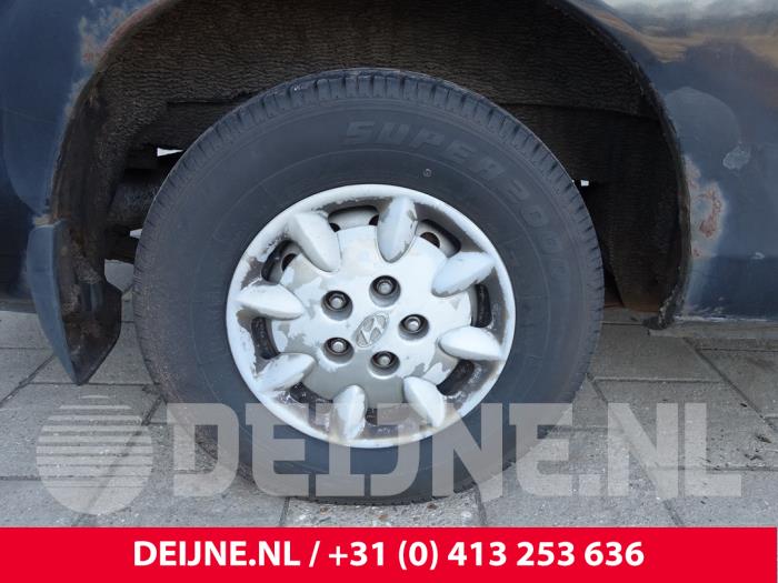 Hyundai H200 Set of wheels O296546