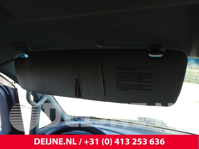 Hyundai H200 Sun visor O296549