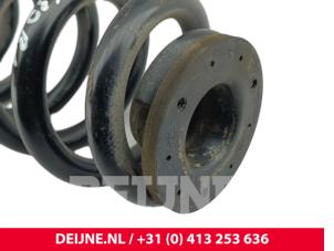 Volvo EX30 Schroefveer achter O296583 foto 3