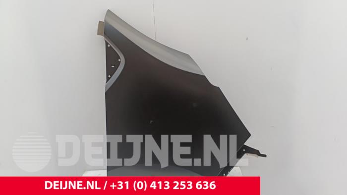 Renault Trafic Scherm rechts-voor O9990003158