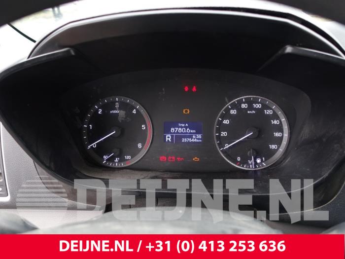 Hyundai H350 Kilometerteller KM O296625