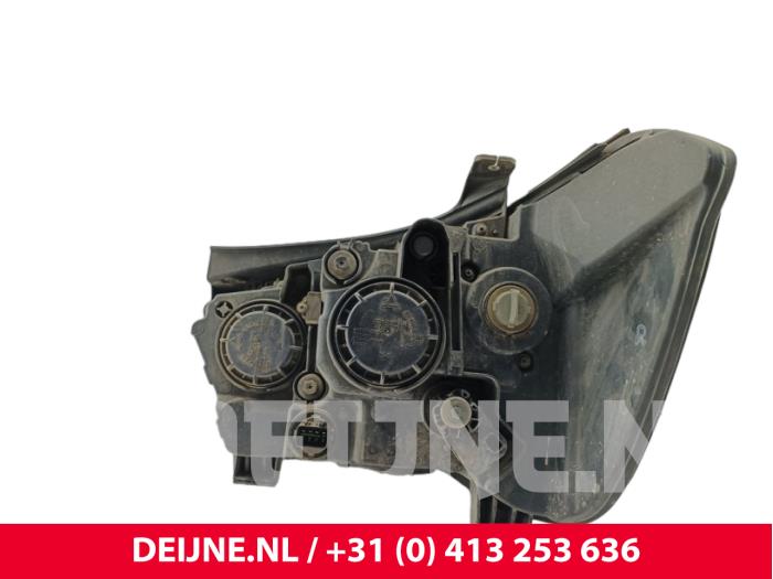 Hyundai H350 Koplamp rechts O296628
