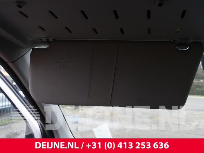 Hyundai H350 Sonnenblende O296655