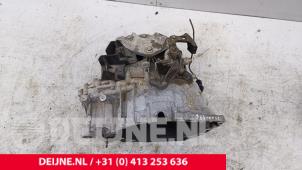 Volvo V40 Gearbox O296676 photo 2