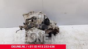 Volvo V40 Gearbox O296676 photo 4