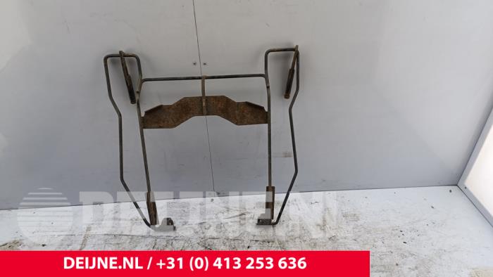 Hyundai H350 Ophangmechaniek reservewiel O296890