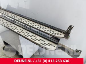 Volvo XC90 Zijskirtset links+rechts O296947 foto 3