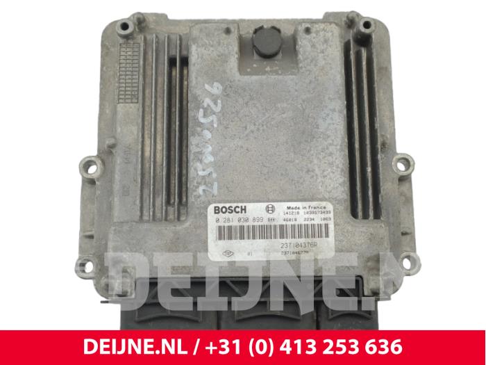Renault Kangoo Computer Motormanagement O296951