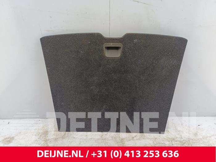 Volvo XC40 Floor panel load area O296979