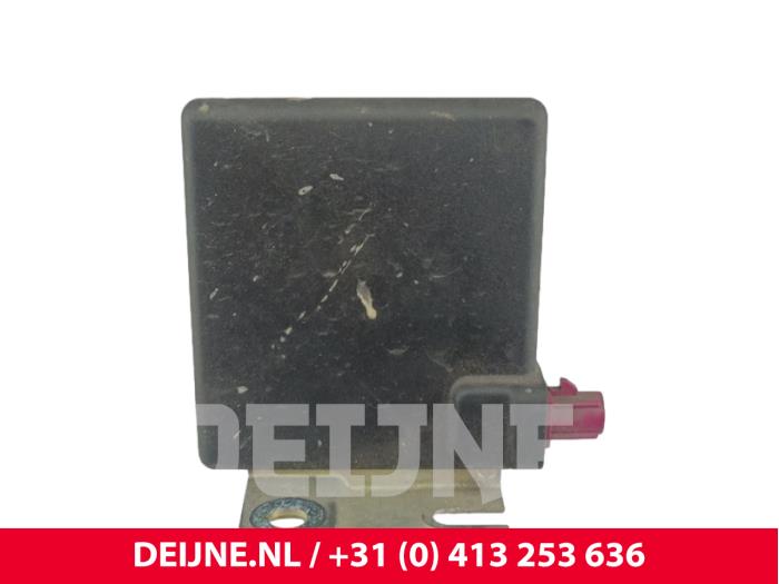 Volkswagen Transporter Antenne Versterker O297010