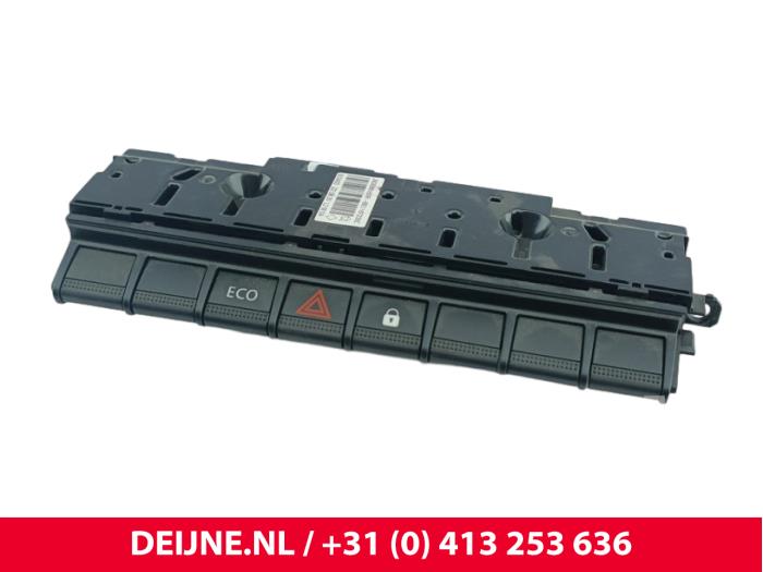 Nissan Townstar Paniekverlichtings Schakelaar O297015