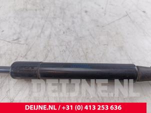Renault Trafic Set of bonnet gas struts O297062 photo 2