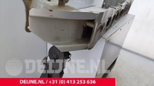 Ford Transit Connect Bumperframe voor O297081 foto 3