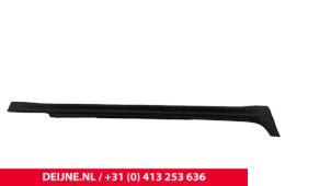 Volvo V60 Zijskirt rechts O297279 foto 2
