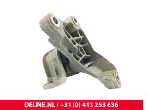Volkswagen Transporter Engine mount O297198 photo 2