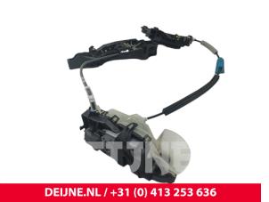 Toyota Pro-Ace City Deurslot Mechaniek 2Deurs links O297299 foto 2