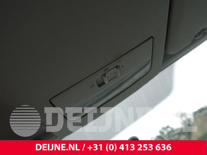 Volkswagen Caddy Interior lighting, front O297332