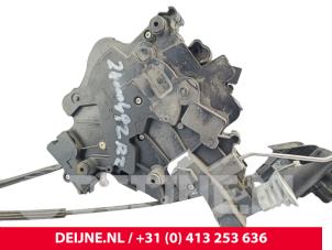 Volkswagen Transporter Schiebetür Schließmechanik rechts O297405 foto 2