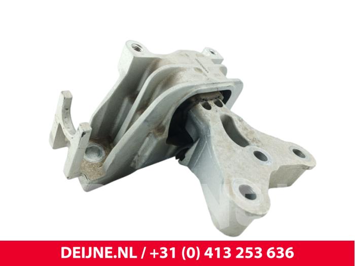 Gebruikte Motorsteun MG ZS 1.0 T-GDI 12V Prijs € 78,65 Inclusief btw aangeboden door van Deijne Onderdelen Uden B.V.