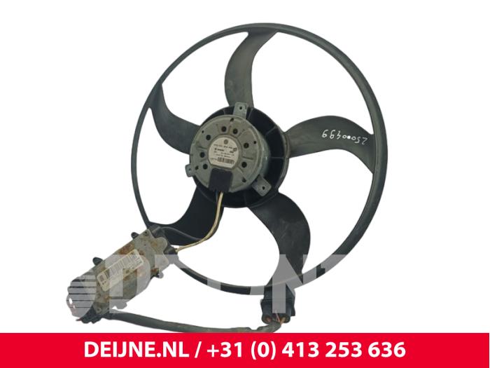 Volkswagen Caddy Kühlgebläse Motor O297437