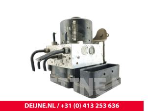 Volkswagen Transporter ABS pump O297441 photo 3