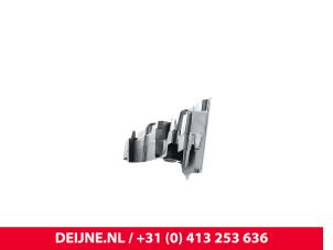 Mercedes Sprinter Frontdeel steun O9990003177 foto 2