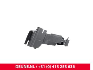 Mercedes Sprinter Frontdeel steun O9990003177 foto 3