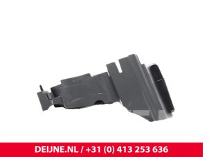 Mercedes Sprinter Frontdeel steun O9990003178 foto 4